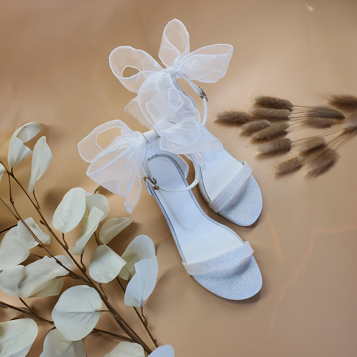 VENUS - Custom-made sandals